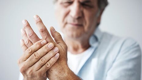 Stock and pain in arthrosis of hand joints